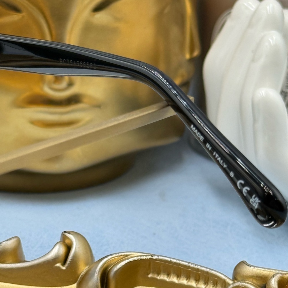 🆕 CHANEL 🧿 NWOT CH5422 Embellished Logo Square Sunglasses, Black & White - Picture 12 of 16